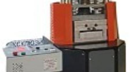 Термопластавтомaт Мини тпа Formolder PRO 200/300V
